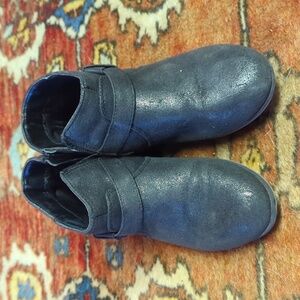 Girls Cat and Jack ankle booties